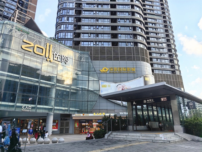 深圳福田下梅林一套3房出售，原始户型，双地铁站为邻，永久性产权